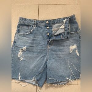Zara Distressed Denim Mom Shorts